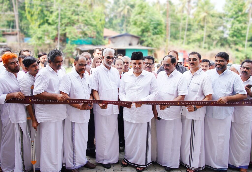 Karinkallathani Showroom Relaunch